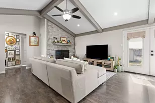 1209 Balboa St, Denison, TX 75020 - Photo 3