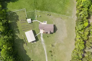 254 Jackson Rd, Whitewright, TX 75491 - Photo 9