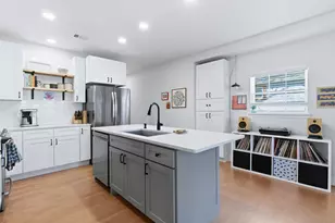 2410 Catherine St, Dallas, TX 75211 - Photo 11