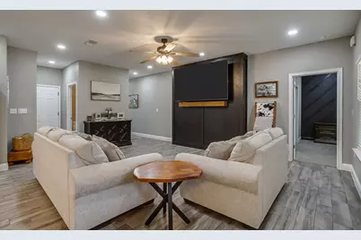 409 Titus Drive, Springtown, TX 76082 - Photo 7