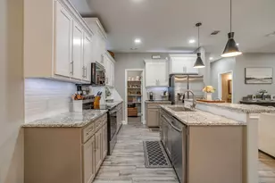 409 Titus Dr, Springtown, TX 76082 - Photo 15