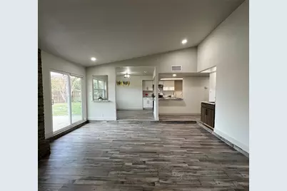 2505 Clearwood Drive, Arlington, TX 76014 - Photo 5