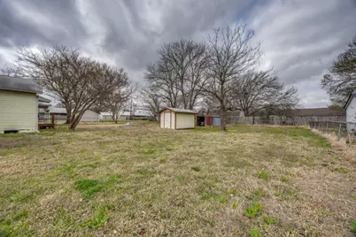 308 N Bois D Arc Street, Savoy, TX 75479 - Photo 11
