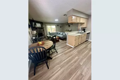 1005 Waverly Drive, Arlington, TX 76015 - Photo 11