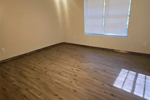 219 E 3rd St, Keene, TX 76059 - Photo 9