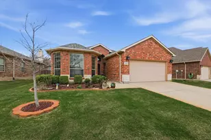 10861 Irish Glen Trail, Fort Worth, TX 76052 - Photo 3