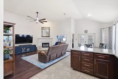 10861 Irish Glen Trail, Fort Worth, TX 76052 - Photo 15