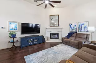 10861 Irish Glen Trail, Fort Worth, TX 76052 - Photo 11