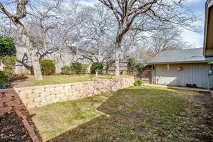 2712 Butler Dr, Arlington, TX 76012 - Photo 37