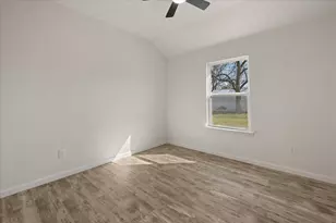 200 Gladys St, Lone Oak, TX 75453 - Photo 23