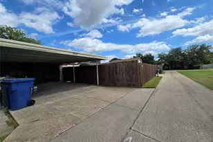 553 Doral Pl, Garland, TX 75043 - Photo 17