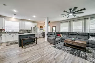 1481 Royal Oaks Dr, Frisco, TX 75036 - Photo 7