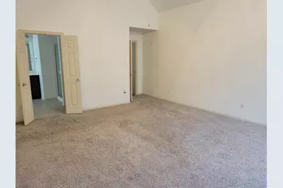 508 Hummingbird Drive, Little Elm, TX 75068 - Photo 5