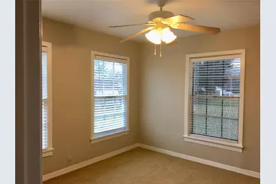 425 S Locust Street, Mesquite, TX 75149 - Photo 7