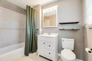 1610 Laurelwood Dr, Denton, TX 76209 - Photo 17