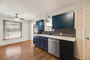 1610 Laurelwood Dr, Denton, TX 76209 - Photo 5