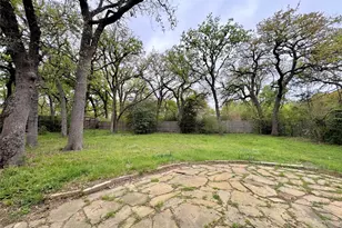 1610 Laurelwood Dr, Denton, TX 76209 - Photo 25