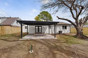 3318 Ridgefield St, Irving, TX 75062 - Photo 29