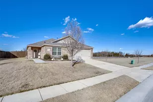 1606 Meadow Creek Dr, Princeton, TX 75407 - Photo 3