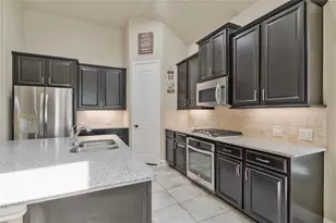 855 Forest St, Little Elm, TX 76227 - Photo 9