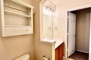 2639 Blackstone Dr, Grand Prairie, TX 75052 - Photo 31