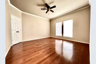 2639 Blackstone Drive, Grand Prairie, TX 75052 - Photo 17