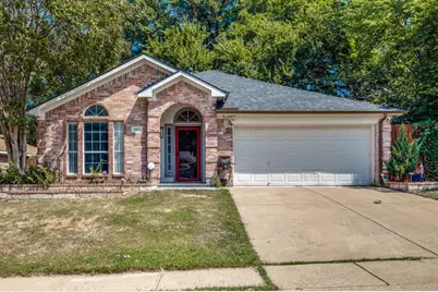 5005 Bradley Lane, Arlington, TX 76017 - Photo 1