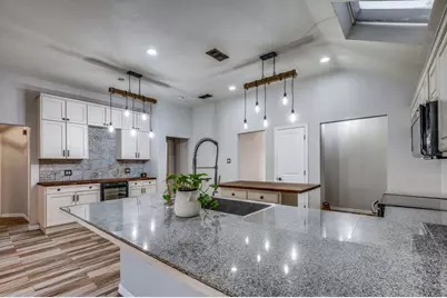 5005 Bradley Lane, Arlington, TX 76017 - Photo 9