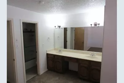 737 Alice Lane, Lewisville, TX 75067 - Photo 9