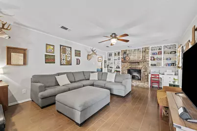 2505 Douglas Avenue, Irving, TX 75062 - Photo 5