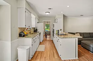 2505 Douglas Ave, Irving, TX 75062 - Photo 11