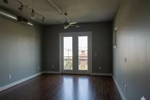 928 Travis Ave, Fort Worth, TX 76104 - Photo 3