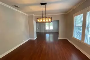 918 N Rockwall Ave, Terrell, TX 75160 - Photo 3