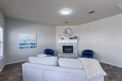 14504 Eaglemont Drive, Little Elm, TX 75068 - Photo 9