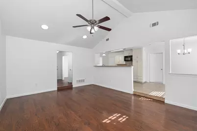 4910 Spring Creek Road, Arlington, TX 76017 - Photo 5