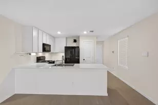 6201 Tilden Ave, Pilot Point, TX 76258 - Photo 7