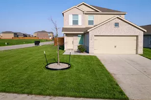 6201 Tilden Ave, Pilot Point, TX 76258 - Photo 3