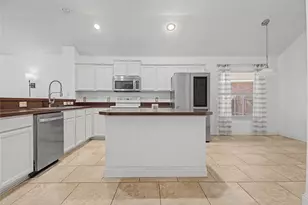 1042 Grimes Dr, Forney, TX 75126 - Photo 9