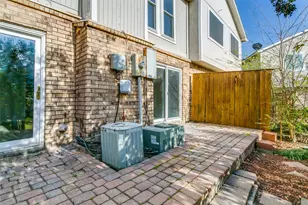 2112 Misty Meadow Ct, Carrollton, TX 75006 - Photo 23