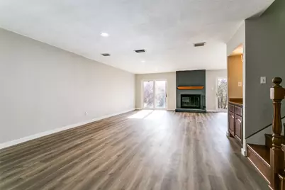 2112 Mistymeadow Court, Carrollton, TX 75006 - Photo 5