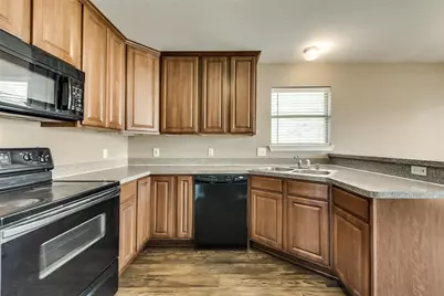 403 W Apple Tree Lane, Fate, TX 75087 - Photo 3