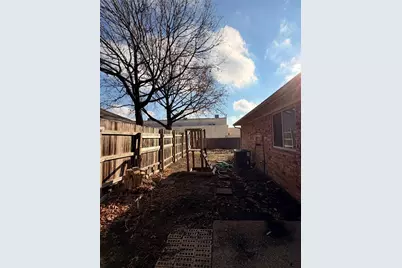 3202 Upshire Court, Plano, TX 75075 - Photo 3