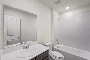 2431 S Montgomery St, Sherman, TX 75090 - Photo 17