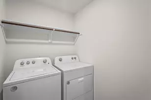 2431 S Montgomery St, Sherman, TX 75090 - Photo 19