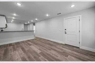 522 E 5th Street #1, Bonham, TX 75418 - Photo 9