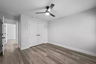 522 E 5th St, Bonham, TX 75418 - Photo 11