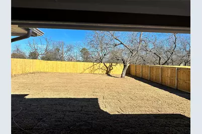 1989 W Bond Street, Denison, TX 75020 - Photo 19