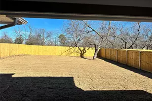 1989 W Bond St, Denison, TX 75020 - Photo 19