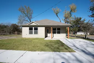 3402 Marshall St, Greenville, TX 75401 - Photo 1