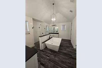 1065 Timber Hills Drive, Weatherford, TX 76087 - Photo 9